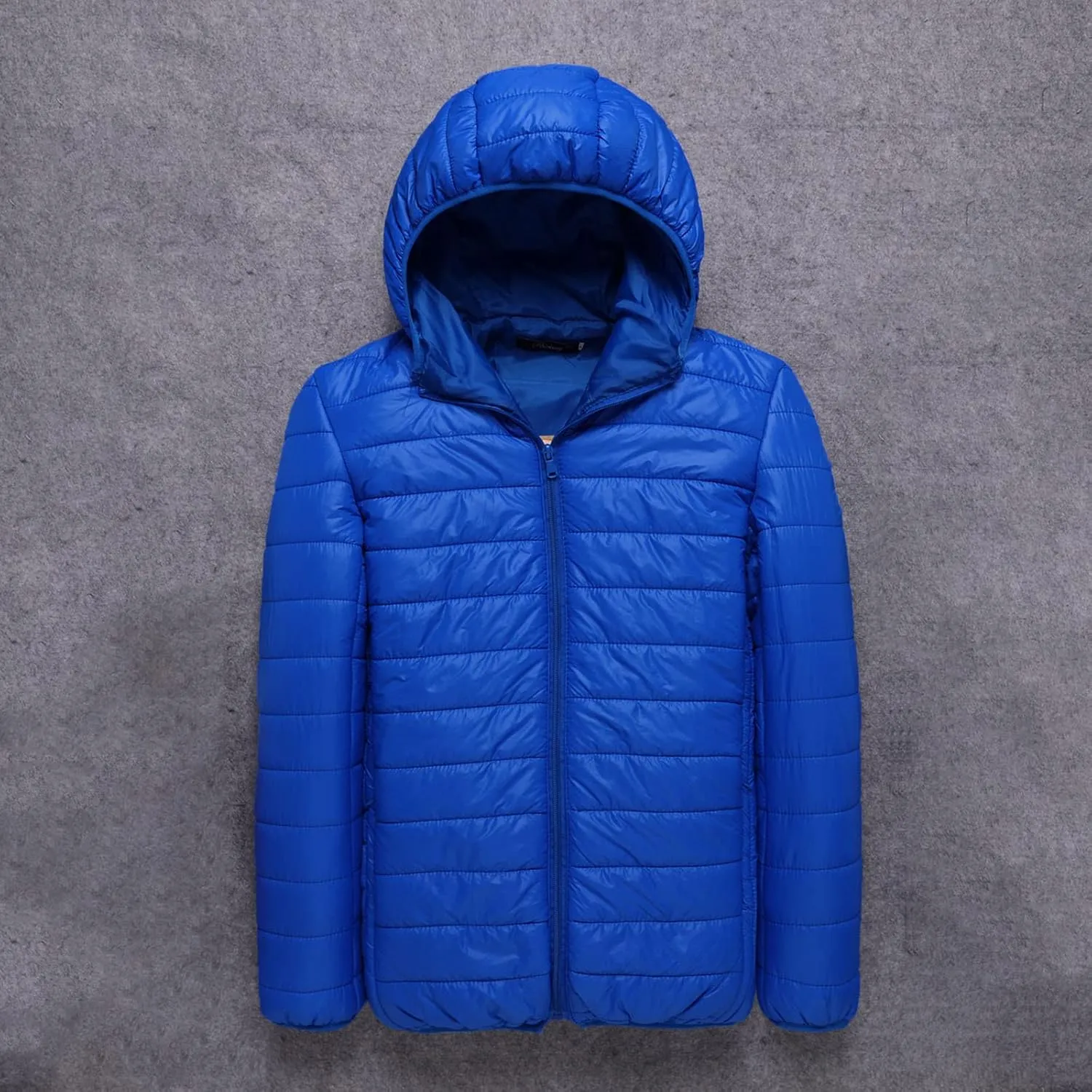 Men's Puffer Jacket Slim Fit Lightweight Down Coat with Hood Packable Quilted Jacket Casual Warm Winter Jacket