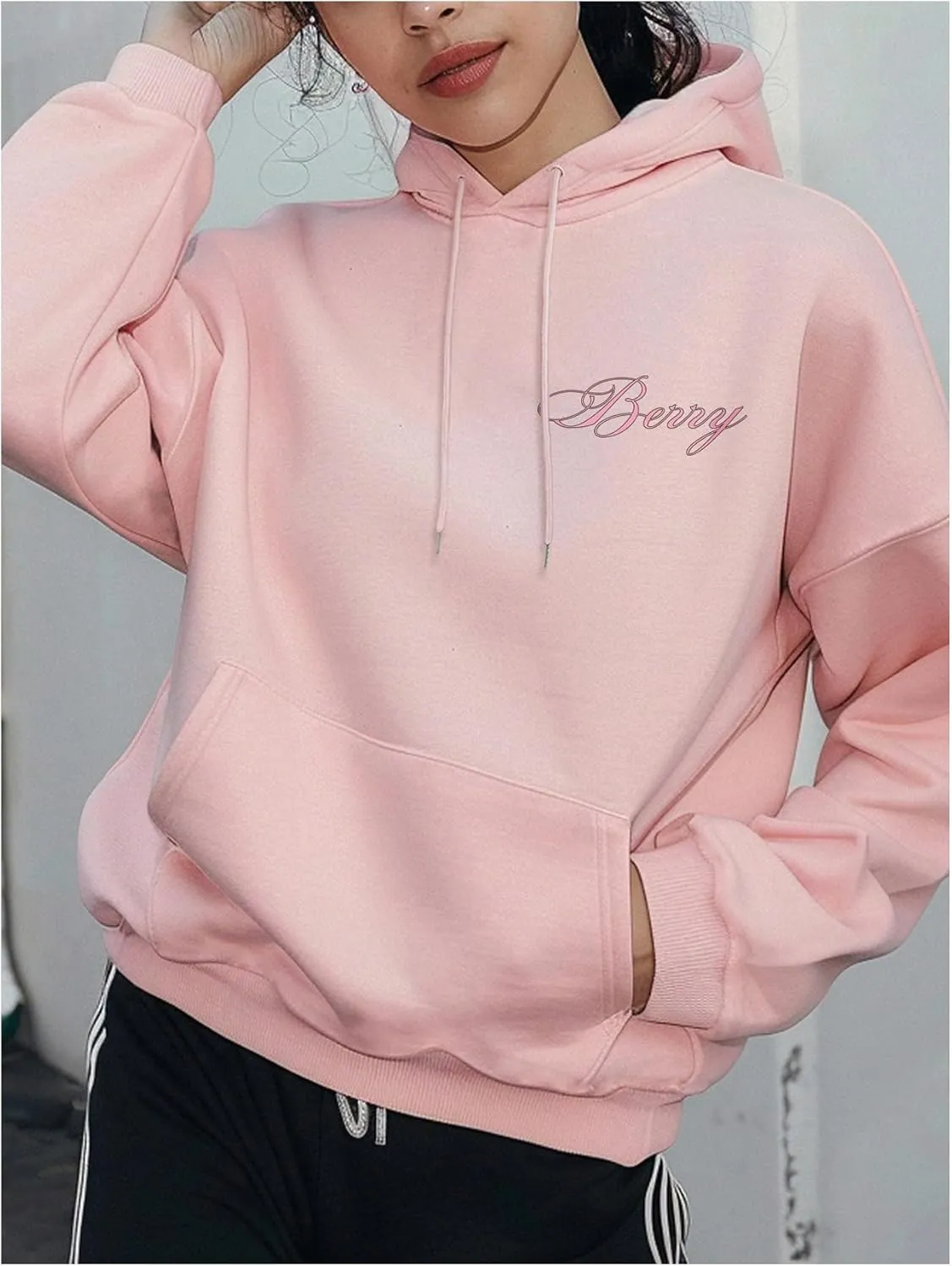 SOLY HUX Women's Graphic Hoodies Oversized Drawstring Long Sleeve Letter Car Print Sweatshirt Pullover Tops
