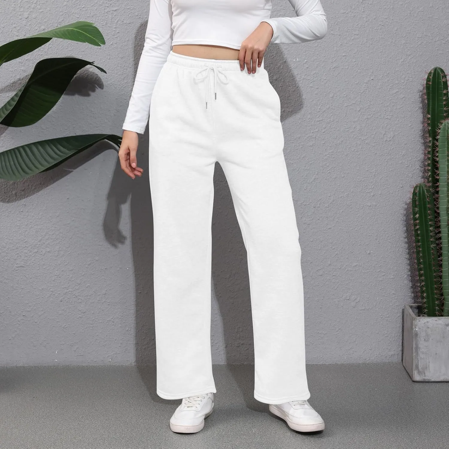 Wide Leg Sweat Pants for Womens High Waisted Fleece Sweatpants with Pockets Y2k Baggy Comfy Athletic Jogger Pants