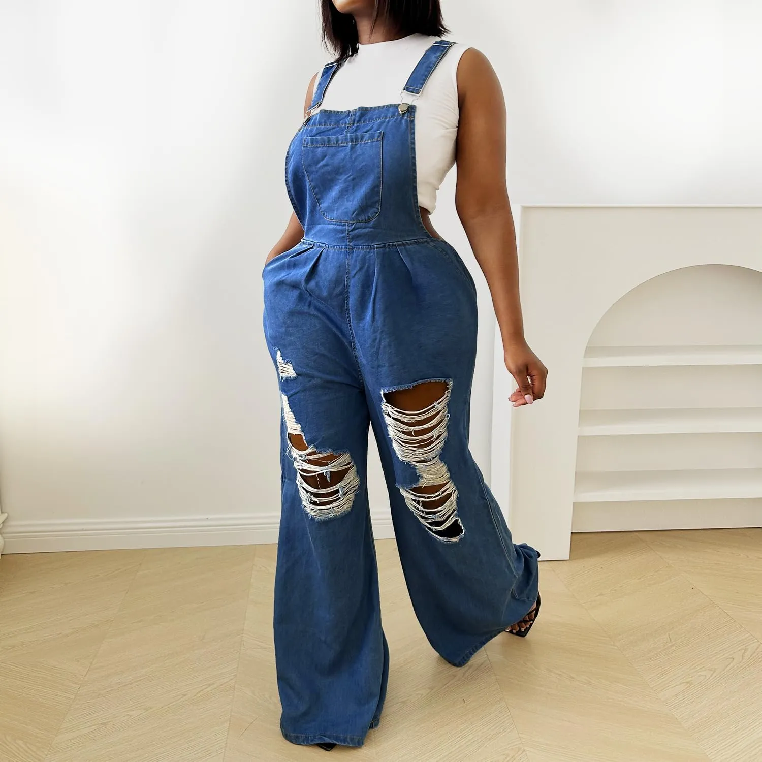 Women's Denim Bib Overalls Wide Leg Loose Fit Ripped Adjustable Strap Casual Sleeveless Cargo Jeans Jumpsuits